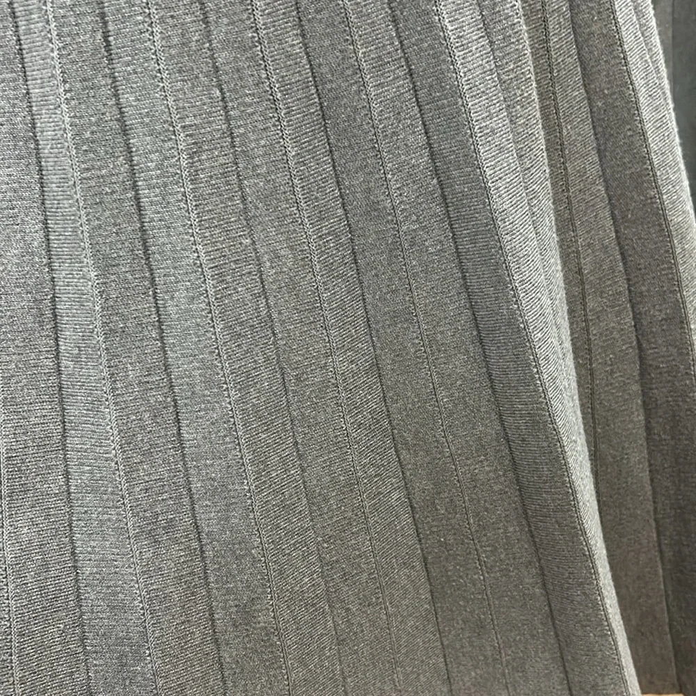 Pleated Cirana Skirt - Picture 4 of 7